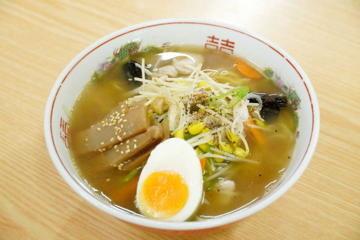 「大鰐温泉もやしラーメン」800円