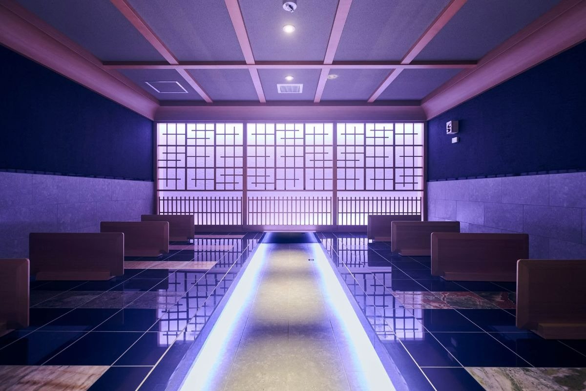 岩盤浴は室温や照明にこだわった設計なのだとか