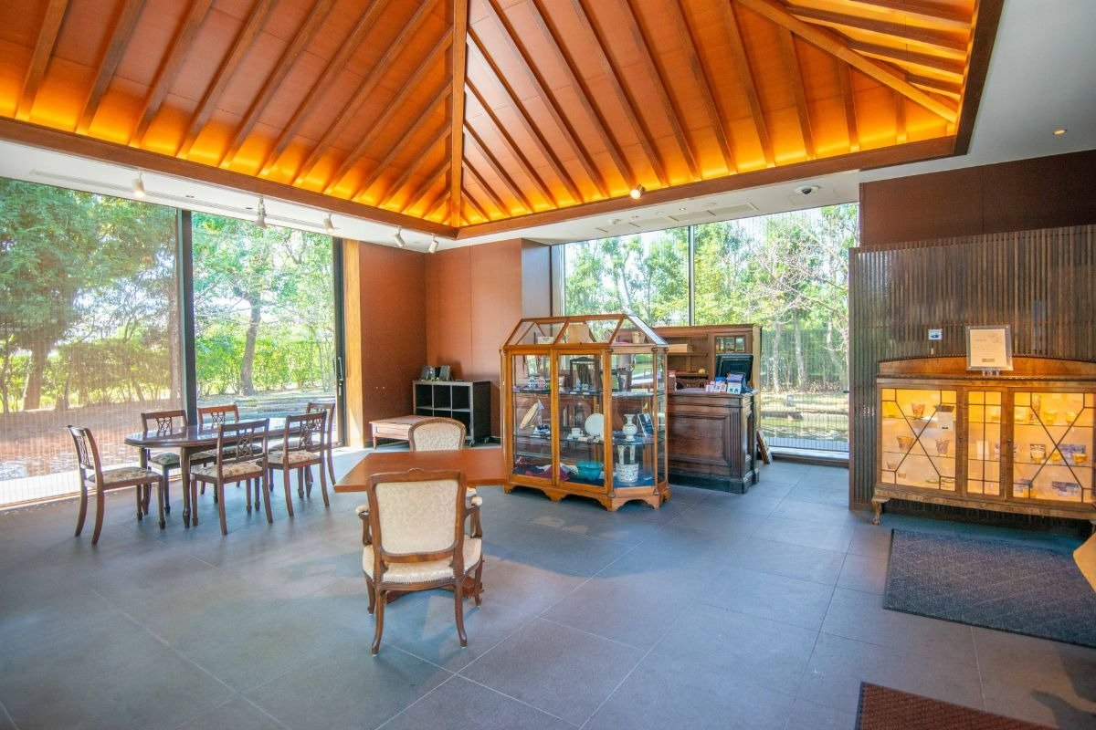 ミュージアムショップ「浮見堂」