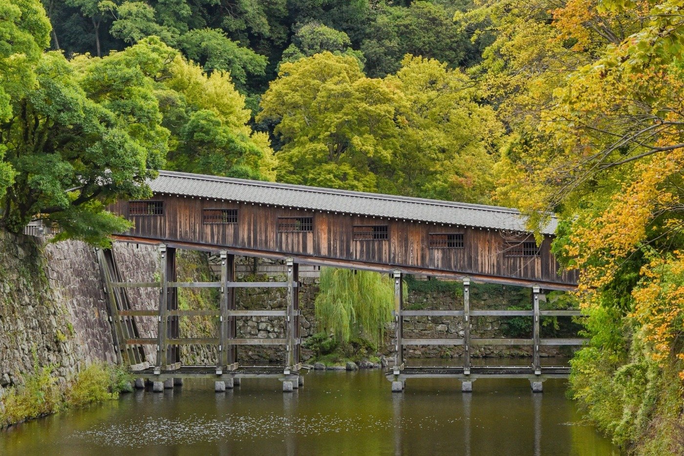 御橋廊下は2006年に復元完了