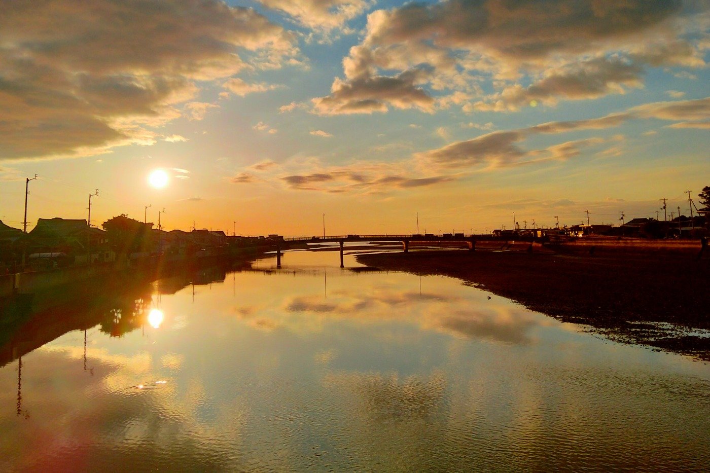 琴弾橋（レンガ橋）からの瀬戸内の夕景