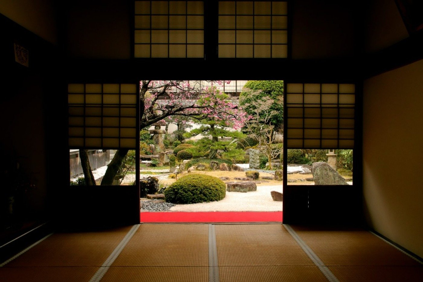 歴史を語る「勝海舟・長州の使者会見の間」（内部非公開）