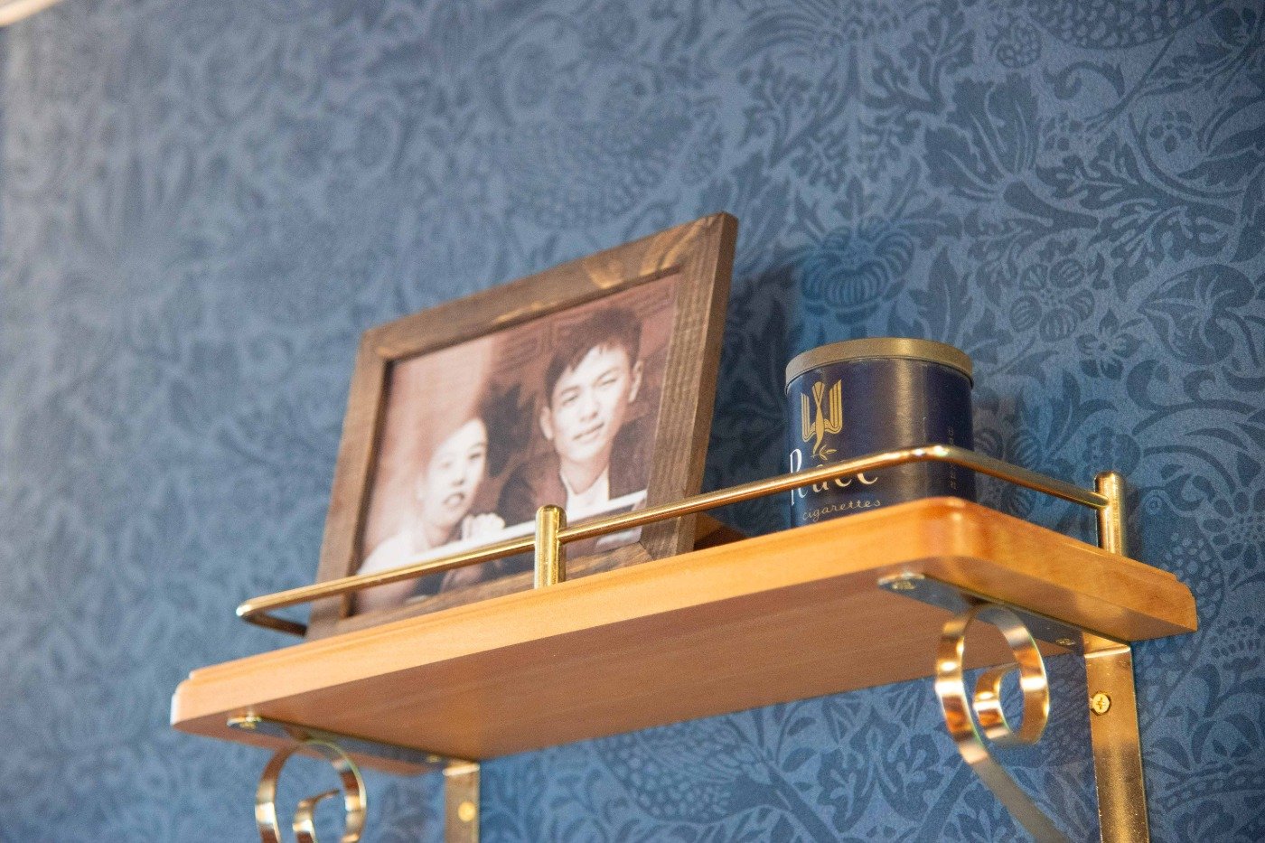 店内には「大砲ラーメン」の創業者である香月 昇さん・嘉子さん夫婦の写真が飾られています