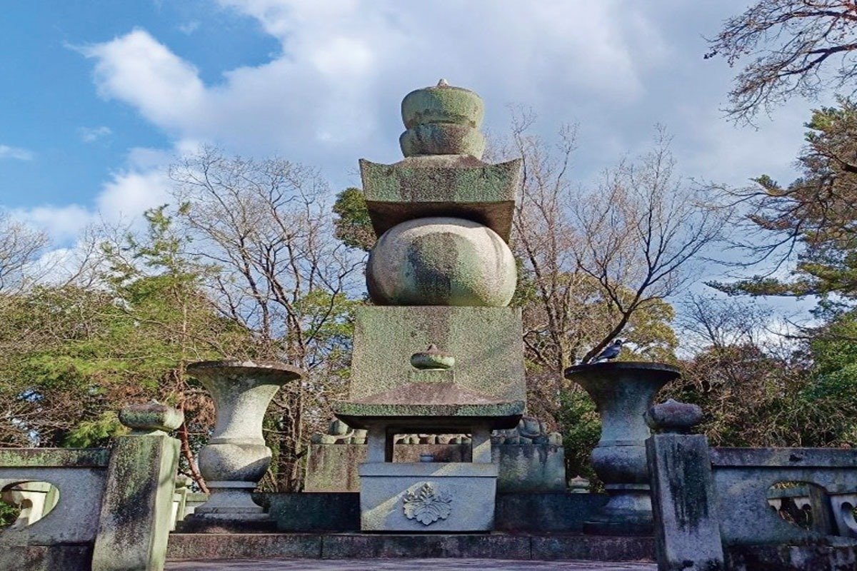 秀吉の300年祭に再建された豊国廟