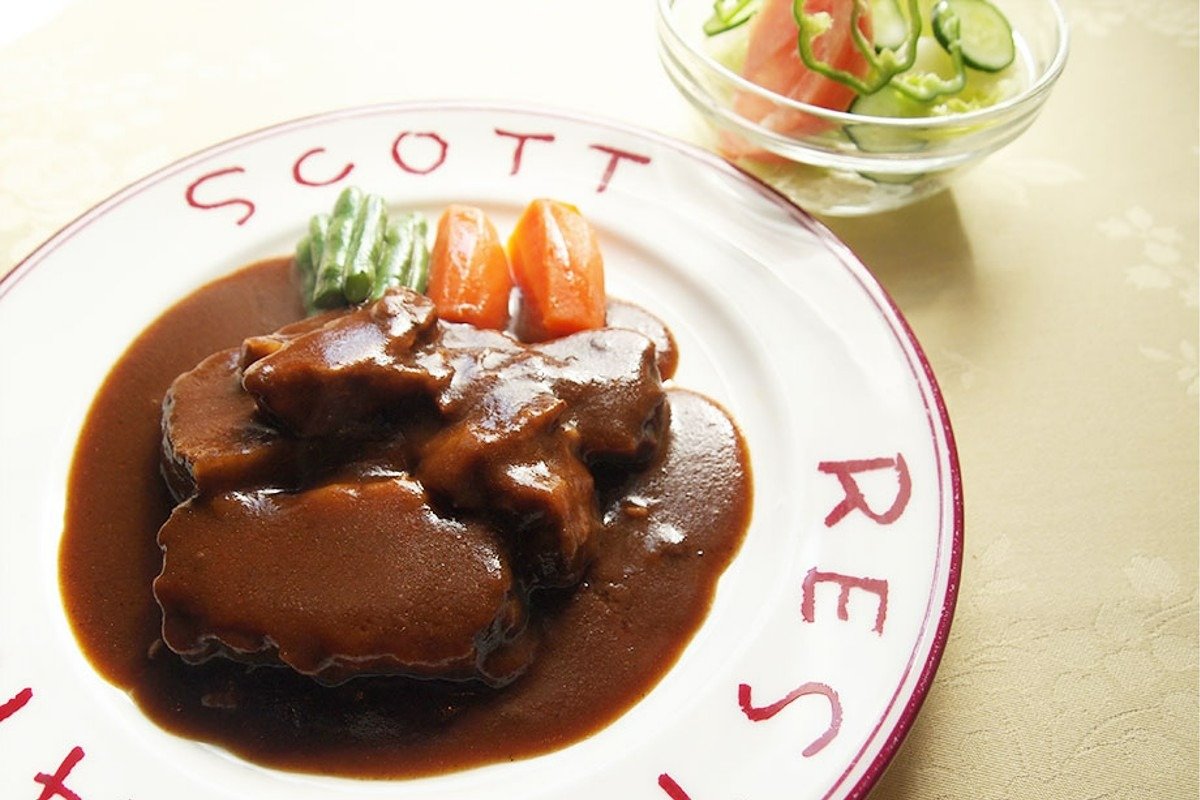 創業以来、自慢の「ビーフシチュー」。ランチでも選択可