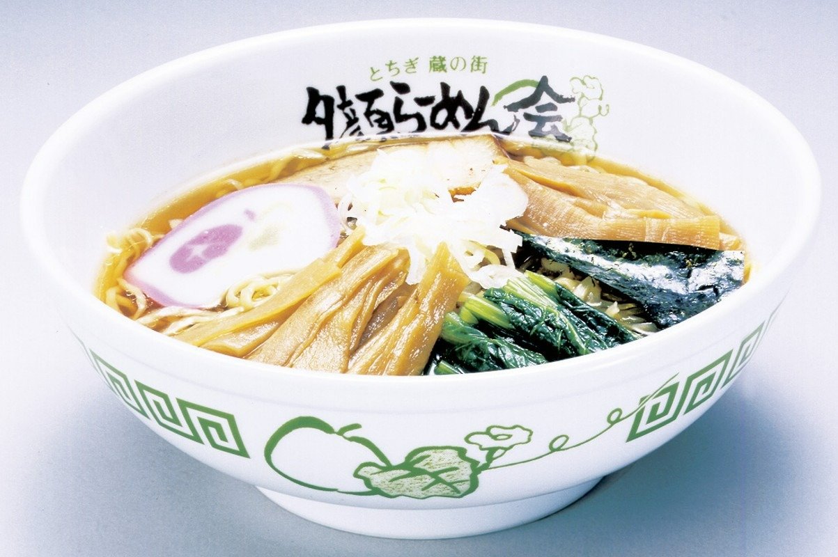 市内のラーメン店が「夕顔ラーメン会」を結成して提供