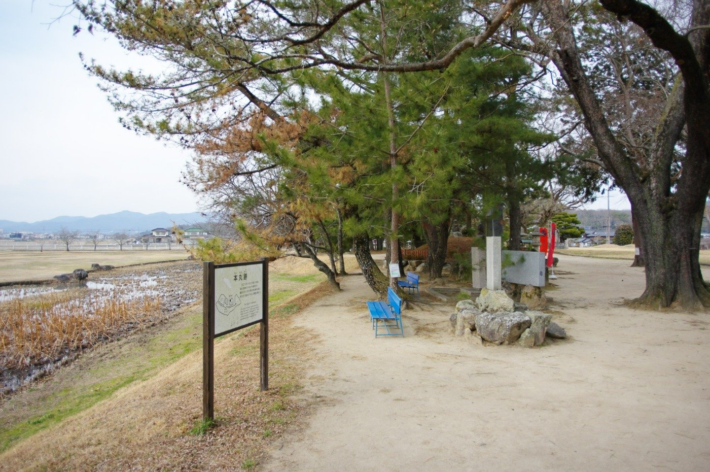 備中高松城本丸。水田に囲まれた平城