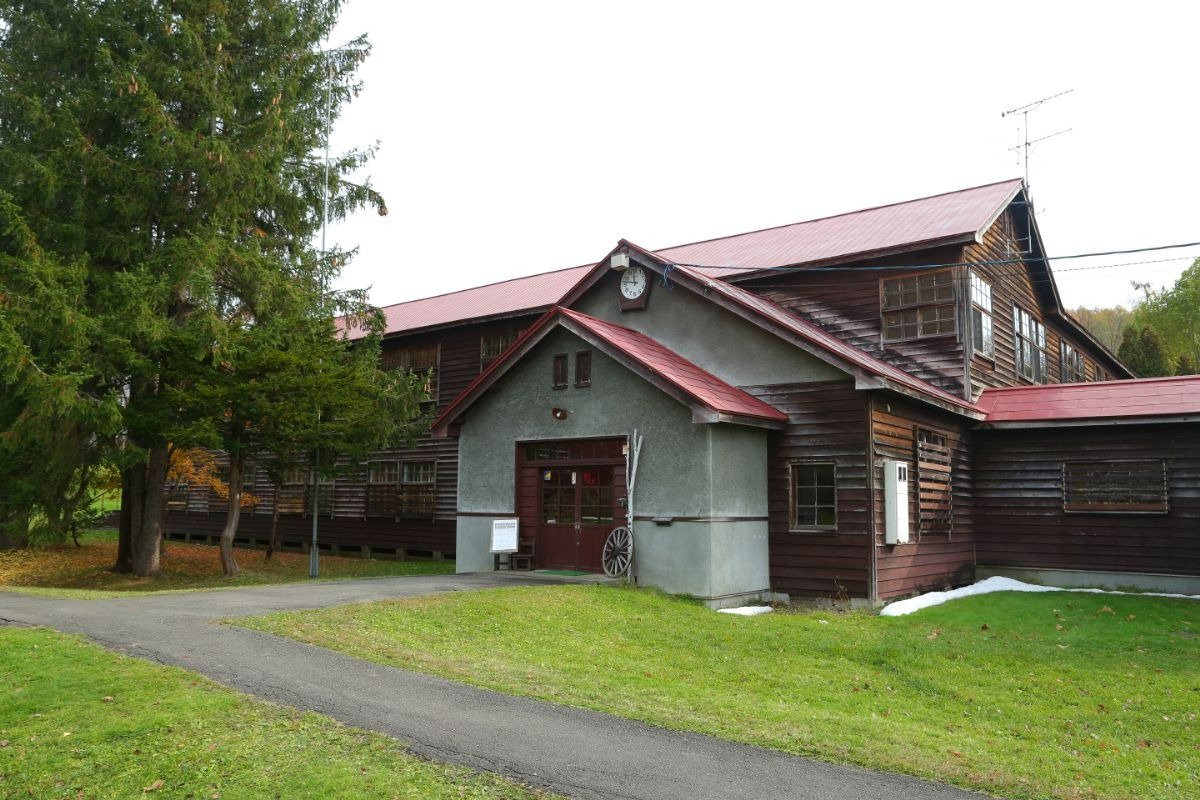 炭鉱町のこどもたちが通った木造校舎