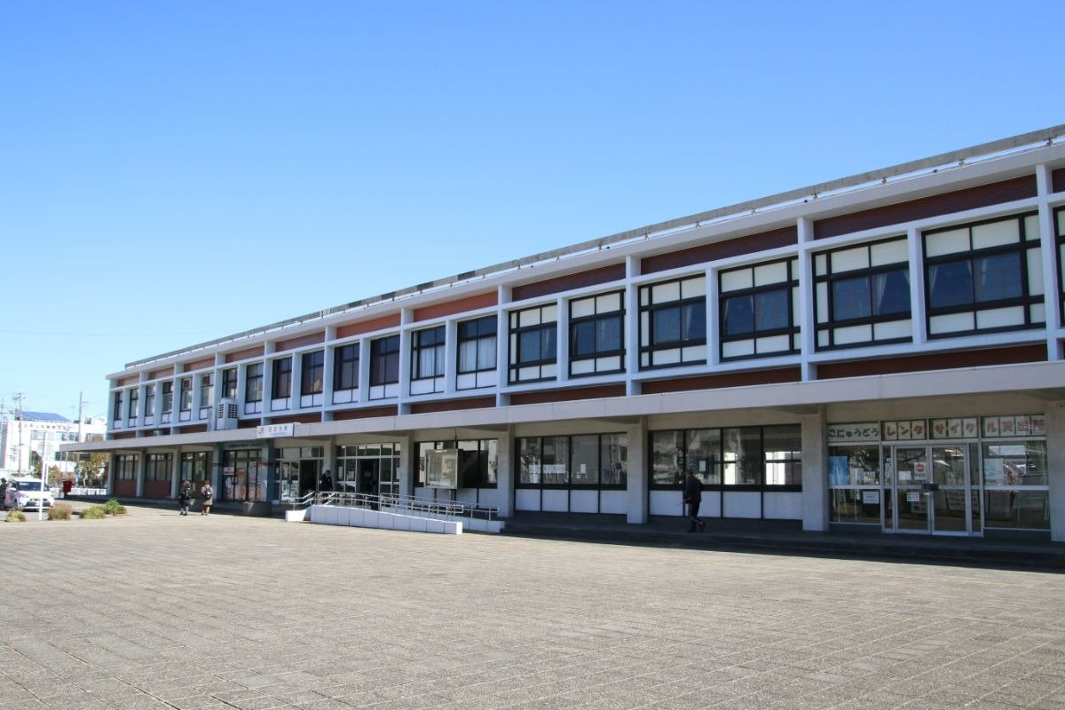 関西本線の四日市駅