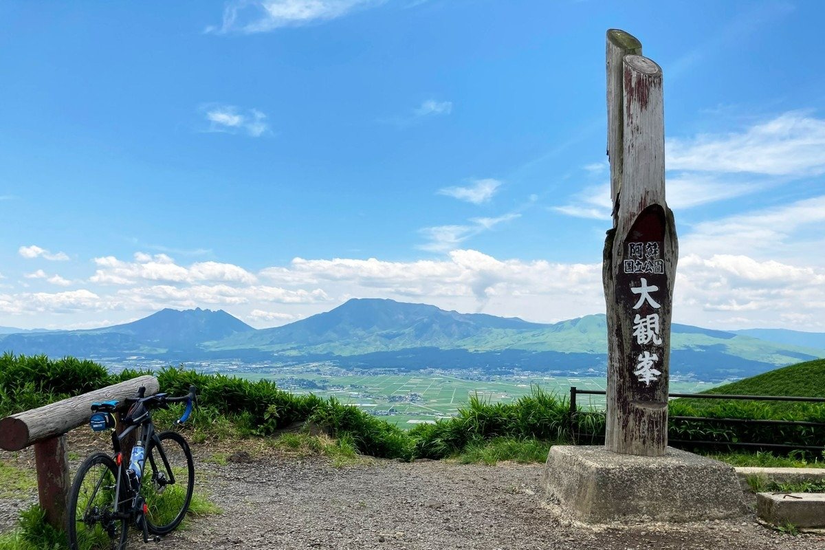 “涅槃像”と呼ばれる阿蘇五岳を見わたせます