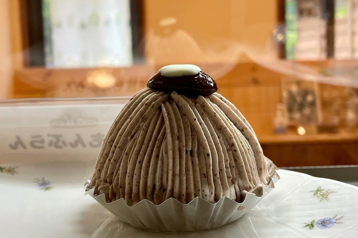 素朴でやさしい風味が特徴の「花豆もんぶらん」495円