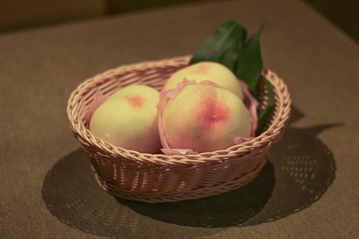 試食で使用された「加納岩白桃」