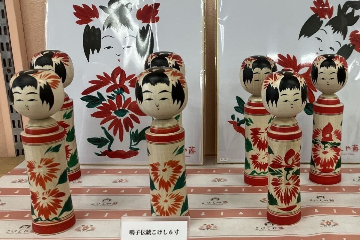 師匠から技術を継承して作られた鳴子伝統こけし