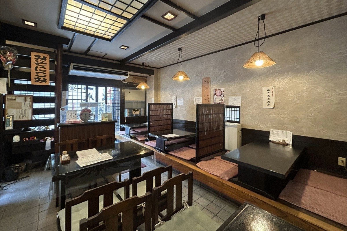 昔ながらの店内がホッとします