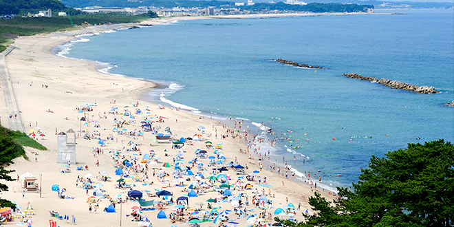 伊師浜(いしはま)海水浴場