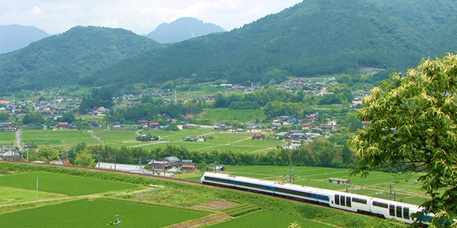 中山道トレイン（03）風景に溶け込む編成美