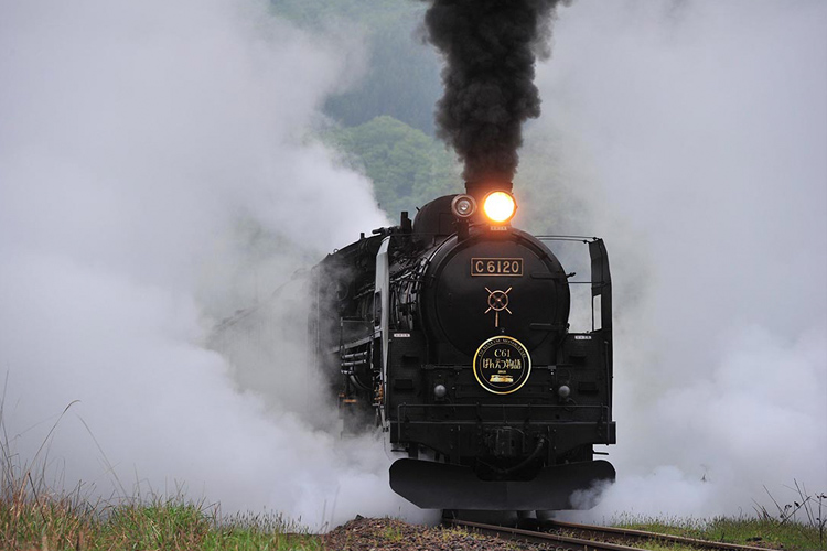 SLばんえつ物語外観