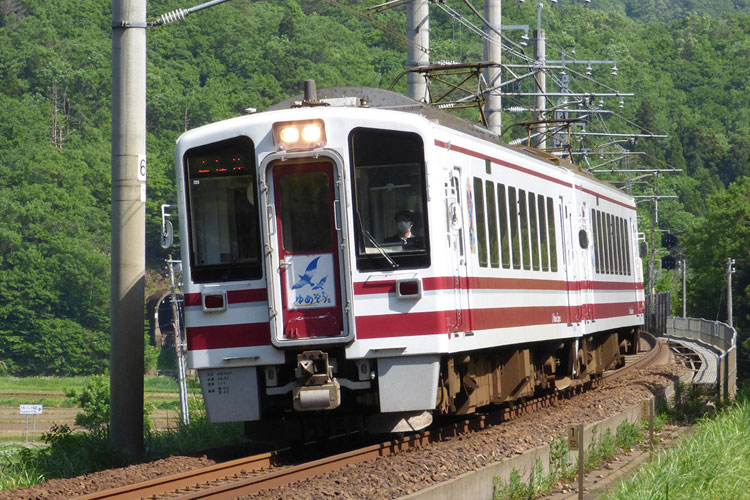 ほくほく線「ゆめぞら」