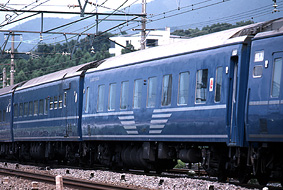 はやぶさ 富士物語 2ページ 車両 トレたび 薫り高き昭和の記憶 はやぶさ 富士物語 2ページ 車両 トレたび 薫り高き昭和の記憶