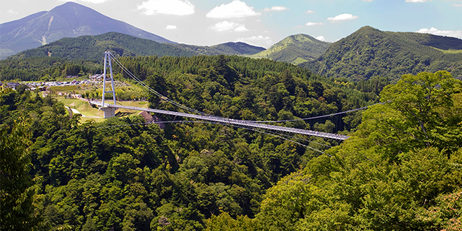 歩行者専用吊橋としては
長さ＆高さが日本一！


