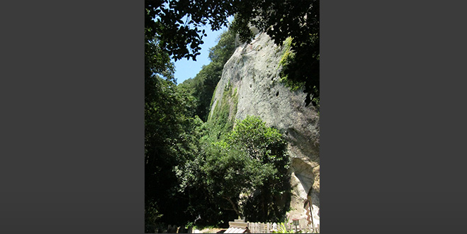 SHRINE ＜花の窟神社＞