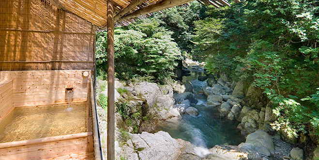 VIEW 鈍川温泉ホテル