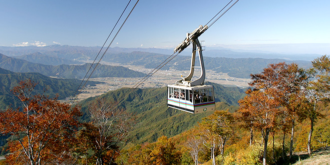 HAKKAISAN ROPEWAY
八海山ロープウェイ



