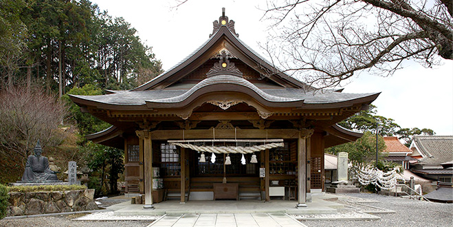 SHRINE
高津柿本神社


